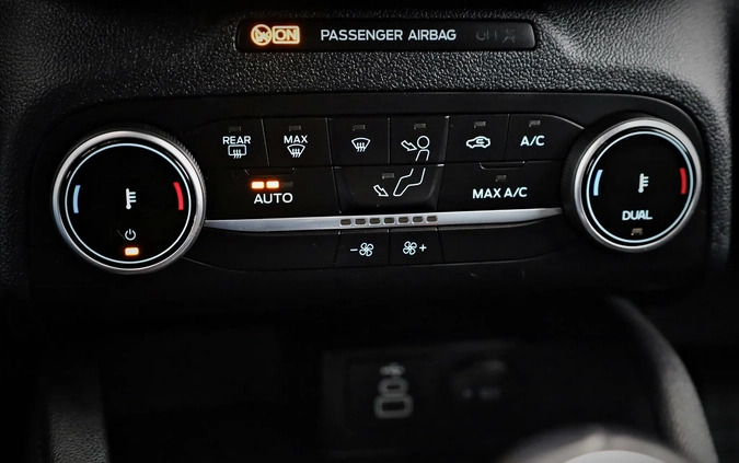 Ford Kuga cena 109900 przebieg: 10000, rok produkcji 2023 z Błonie małe 781